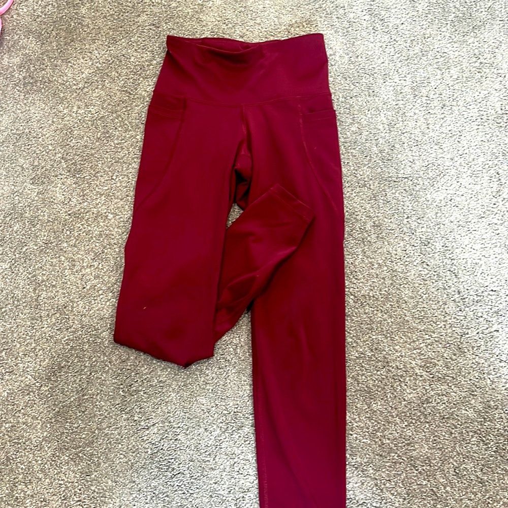 Old navy pocketed leggings